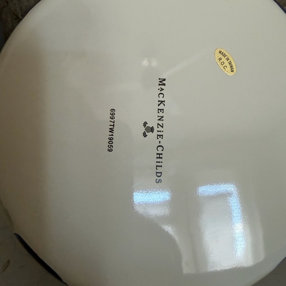 New MacKenzie Childs 2 quart Enameled Whistle Tea Kettle Courtly Blue check - Picture 9 of 9